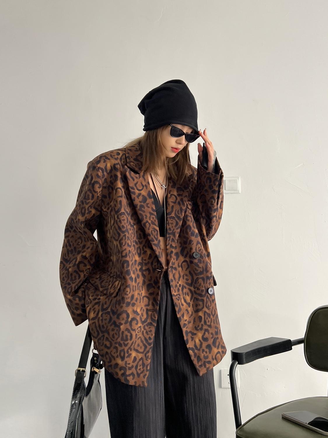 Chill Out Print Blazer